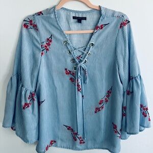 SIGNATURE STUDIO Blue Striped Floral Lace-Up Blouse Size L